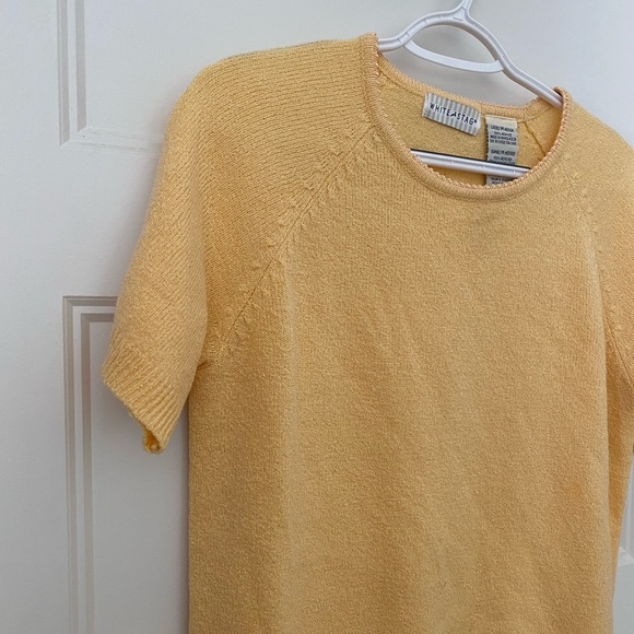 White Stag short sleeve yellow sweater - Picture 2 of 10